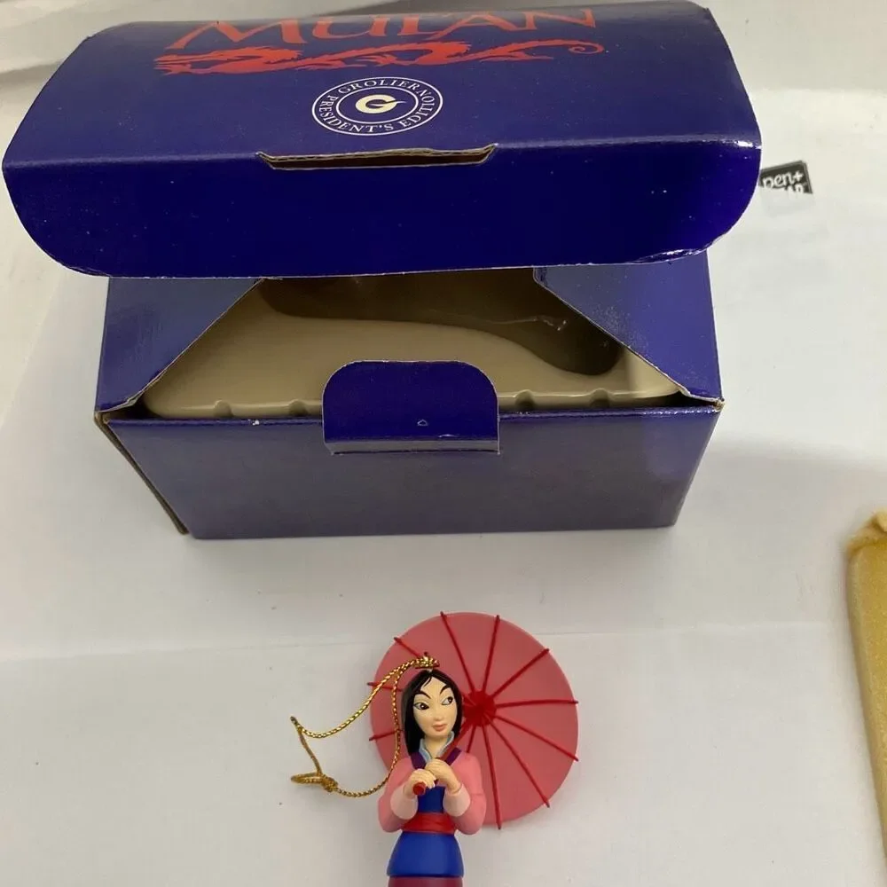 Disney Multicolor Mulan Grolier President's Edition Collectible Ornament Christm